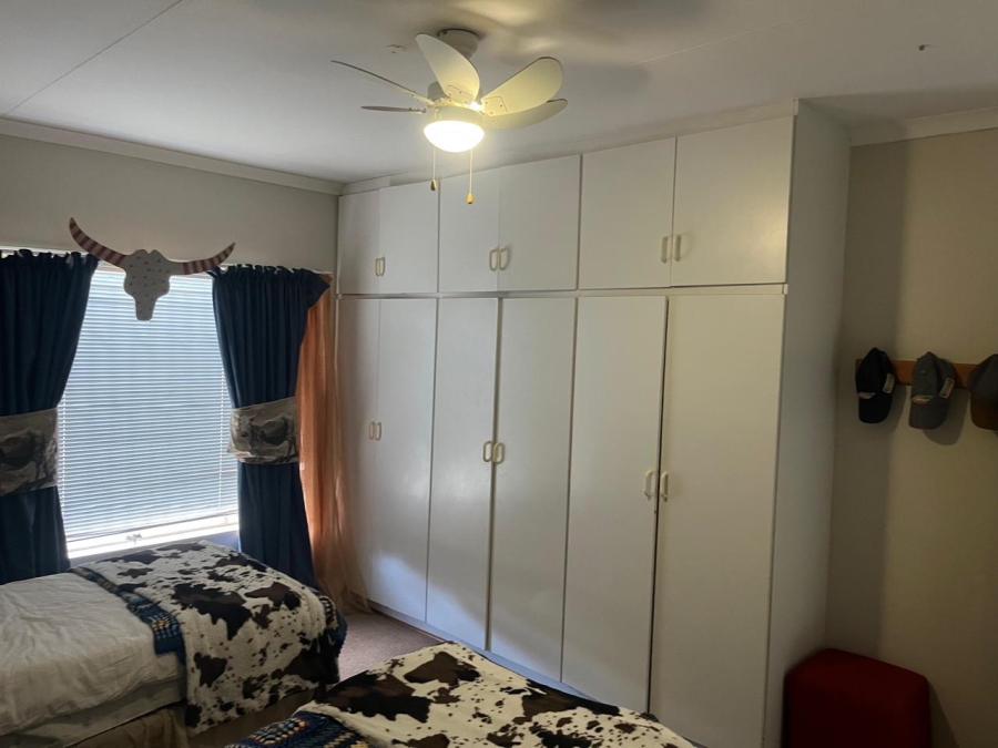 4 Bedroom Property for Sale in Christiana North West